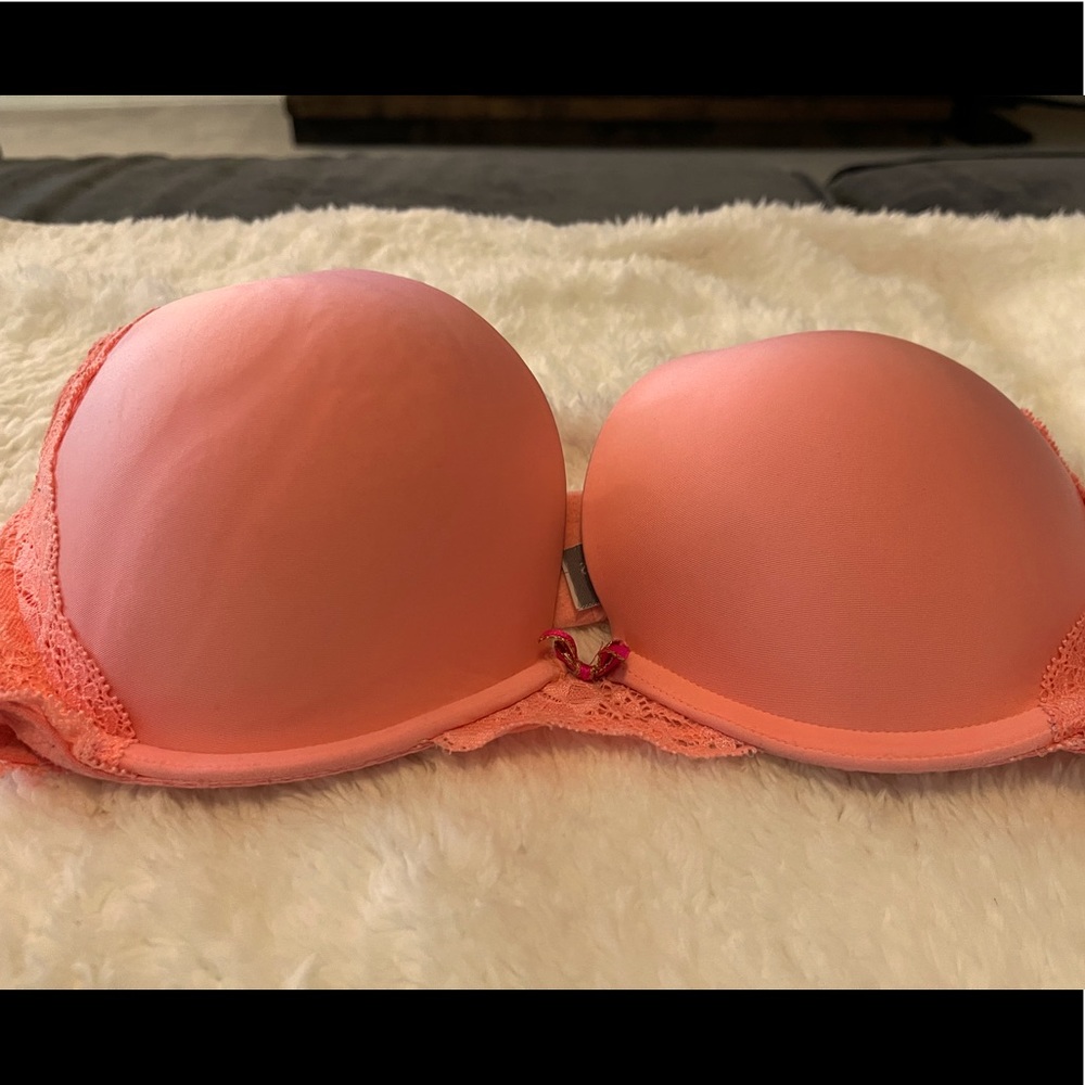 Victoria Secrets 
Push-Up